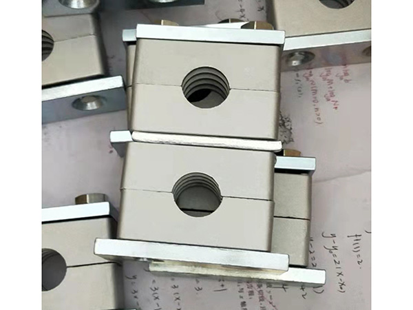 重型铝合金管夹